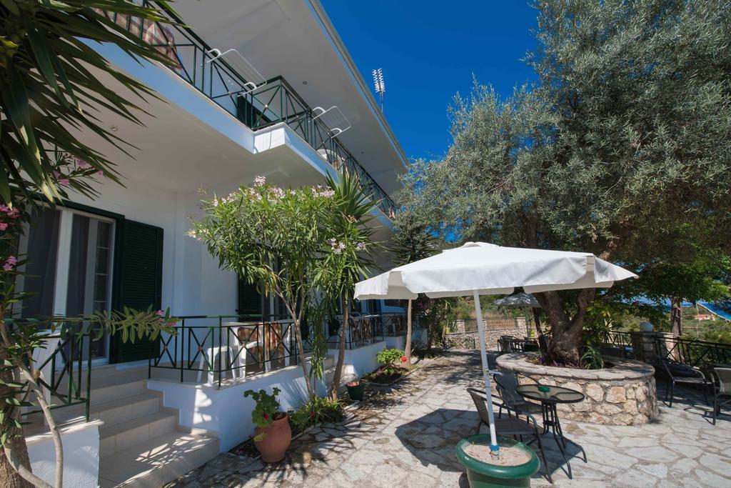 Bella Casa Studios Frínion Exterior foto